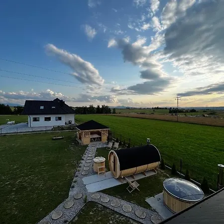 Dziki Raj - Z Widokiem Na Tatry Oraz Babia Gore Jablonka (Lesser Poland)