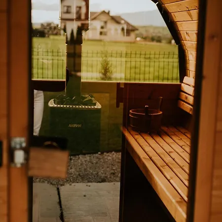 Dziki Raj - Z Widokiem Na Tatry Oraz Babia Gore *